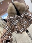 jacket-burberry-over-style-flo-clo-ss25-1